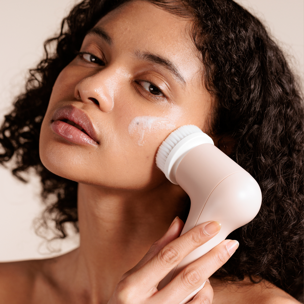 Gloa | Face and Body Cleansing Brush